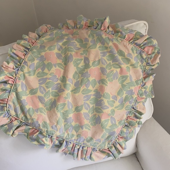 Vintage Laura Ashley Vintage Ruffle Pillow Sham - Picture 9 of 9